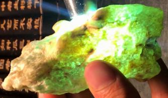 大馬坎小精品翡翠原石鑒賞與會卡原石圖集