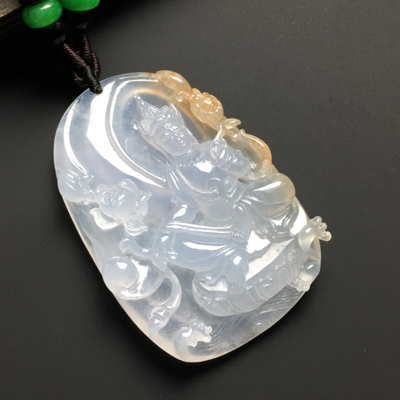 冰種飄黃翡蓮花觀音掛件 溫潤靈韻，禪意盎然